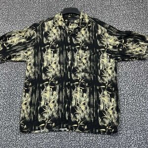 Manhattan Shirt Men Medium Hawaiian Button Up Short Sleeve Collared M